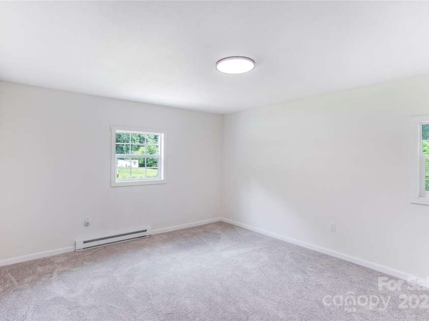 76 Trent Road, Brevard, NC 28712.  MLS# CAR4275509, YatesRealty ID 31366. 