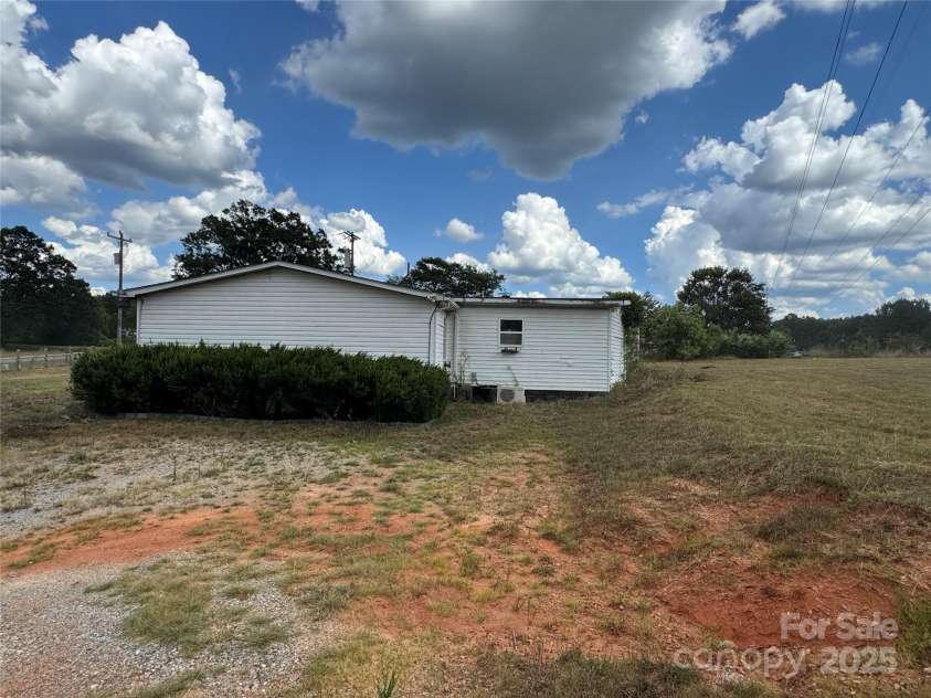 2743 Mccraw Road, Mooresboro, NC 28114.  MLS# CAR4284758, YatesRealty ID 31367. 
