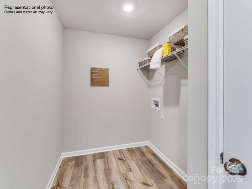 1914 Old Ormand Lane, Bessemer City, NC 28016.  MLS# CAR4286666, YatesRealty ID 31368. Laundry