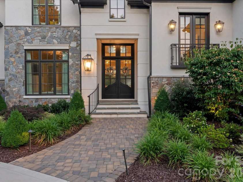 301 Skyecroft Way, Waxhaw, NC 28173.  MLS# CAR4392672, YatesRealty ID 31369. 