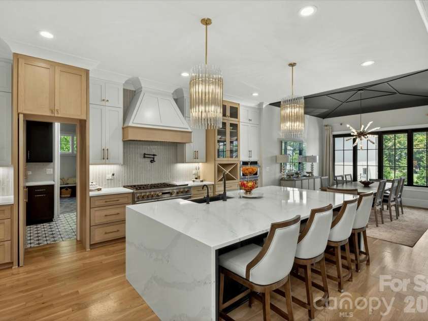 301 Skyecroft Way, Waxhaw, NC 28173.  MLS# CAR4392672, YatesRealty ID 31369. 