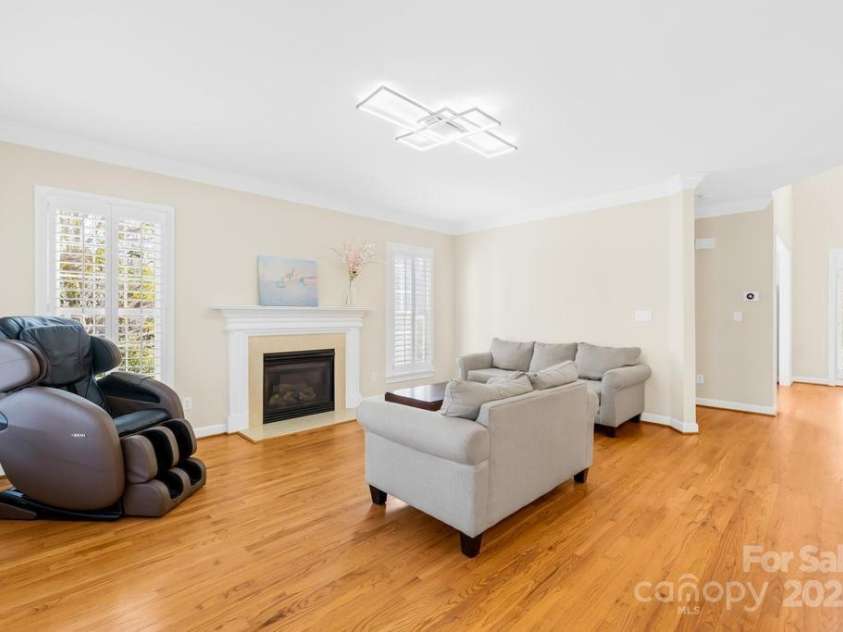 9433 Gilpatrick Lane, Huntersville, NC 28078.  MLS# CAR4231980, YatesRealty ID 3137. Great Room