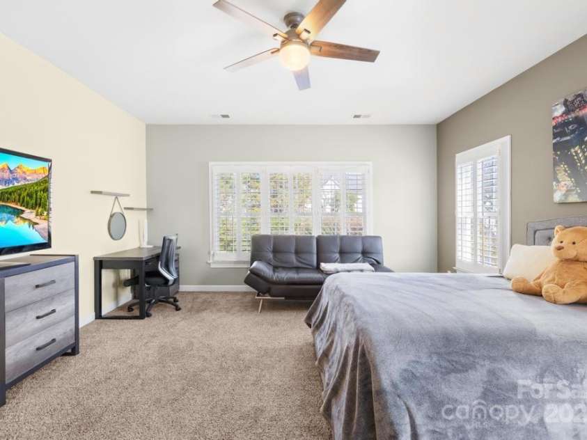 9433 Gilpatrick Lane, Huntersville, NC 28078.  MLS# CAR4231980, YatesRealty ID 3137. The oversized 5th Bedroom can also be used as a Bomu's room or Media room for the household