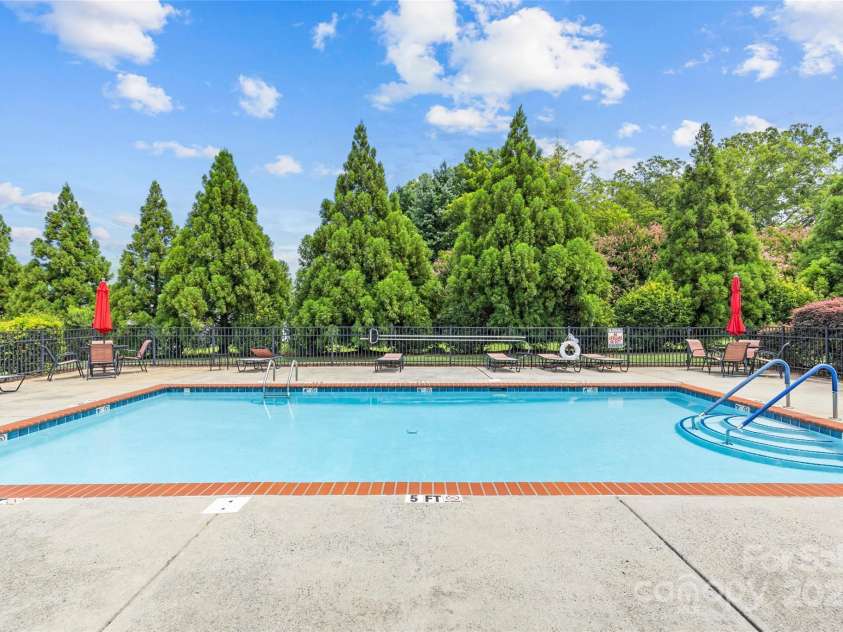 3270 Abbey Walk Lane, Matthews, NC 28105.  MLS# CAR4288401, YatesRealty ID 31371. Community pool
