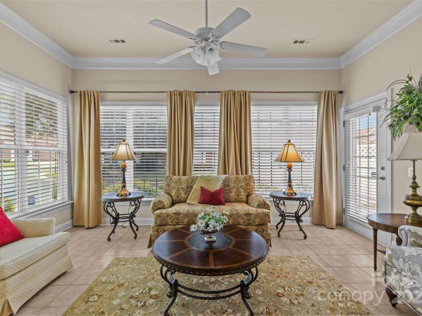 3270 Abbey Walk Lane, Matthews, NC 28105.  MLS# CAR4288401, YatesRealty ID 31371. Great flexible living space