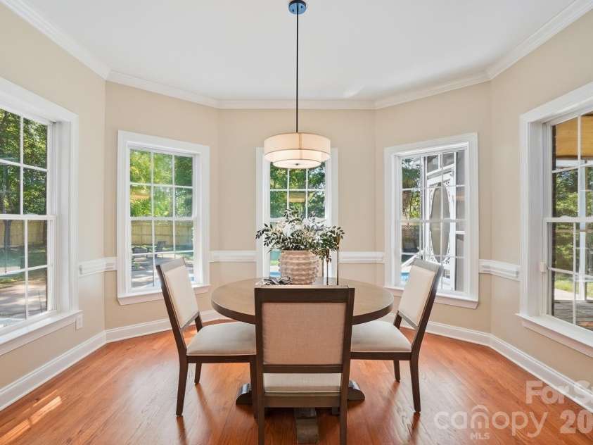 7126 Weddington Brook Drive, Matthews, NC 28104.  MLS# CAR4380295, YatesRealty ID 31371. 
