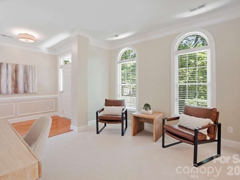 7126 Weddington Brook Drive, Matthews, NC 28104.  MLS# CAR4380295, YatesRealty ID 31371. 