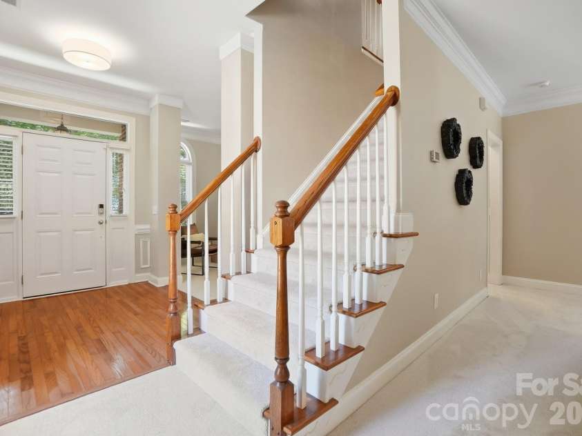 7126 Weddington Brook Drive, Matthews, NC 28104.  MLS# CAR4380295, YatesRealty ID 31371. 