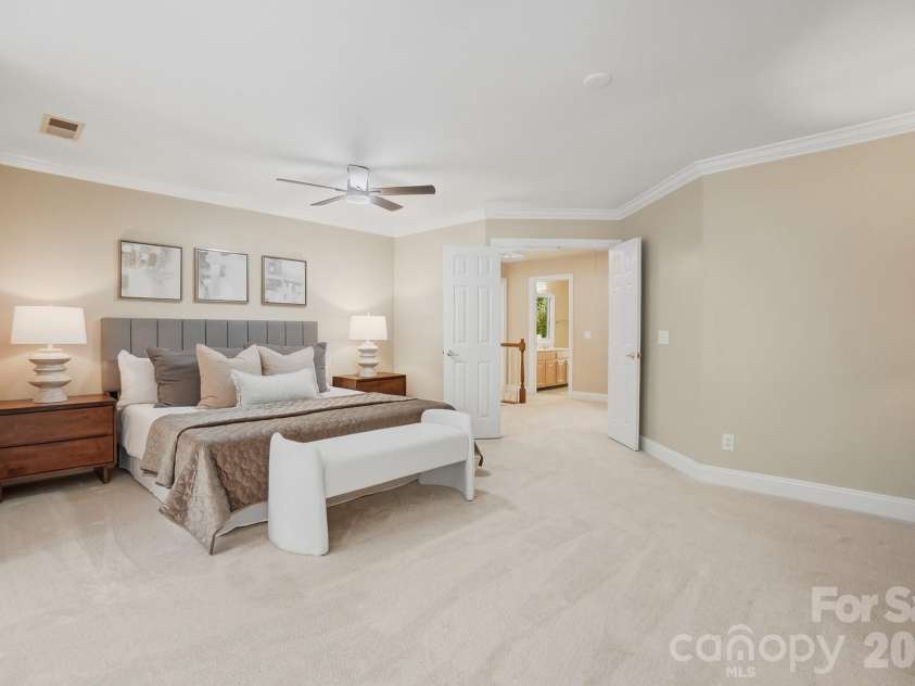 7126 Weddington Brook Drive, Matthews, NC 28104.  MLS# CAR4380295, YatesRealty ID 31371. 