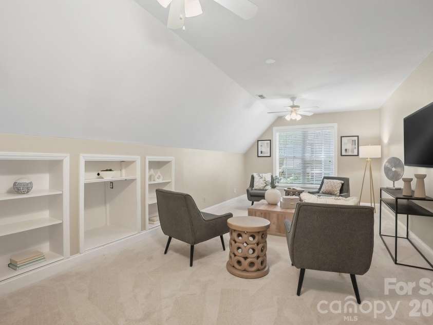 7126 Weddington Brook Drive, Matthews, NC 28104.  MLS# CAR4380295, YatesRealty ID 31371. 