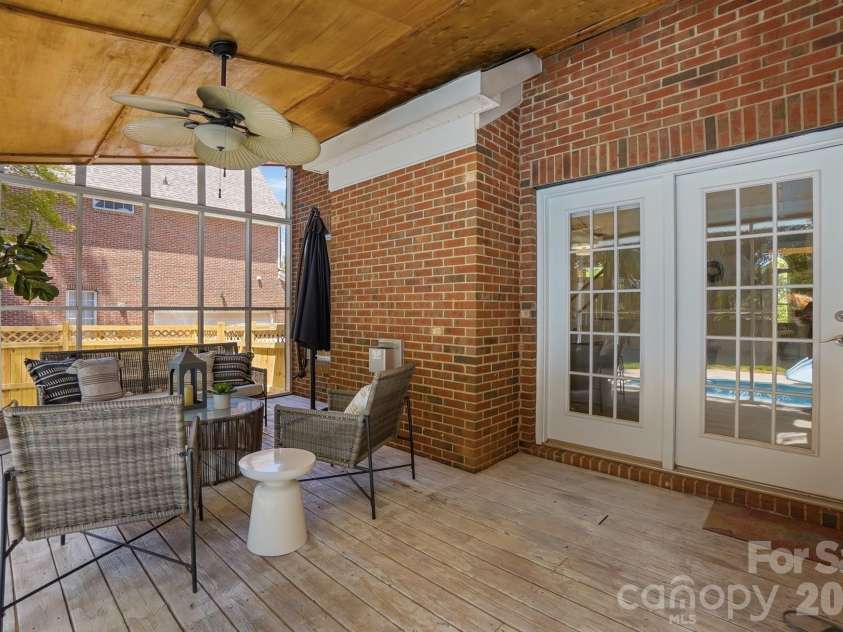 7126 Weddington Brook Drive, Matthews, NC 28104.  MLS# CAR4380295, YatesRealty ID 31371. 