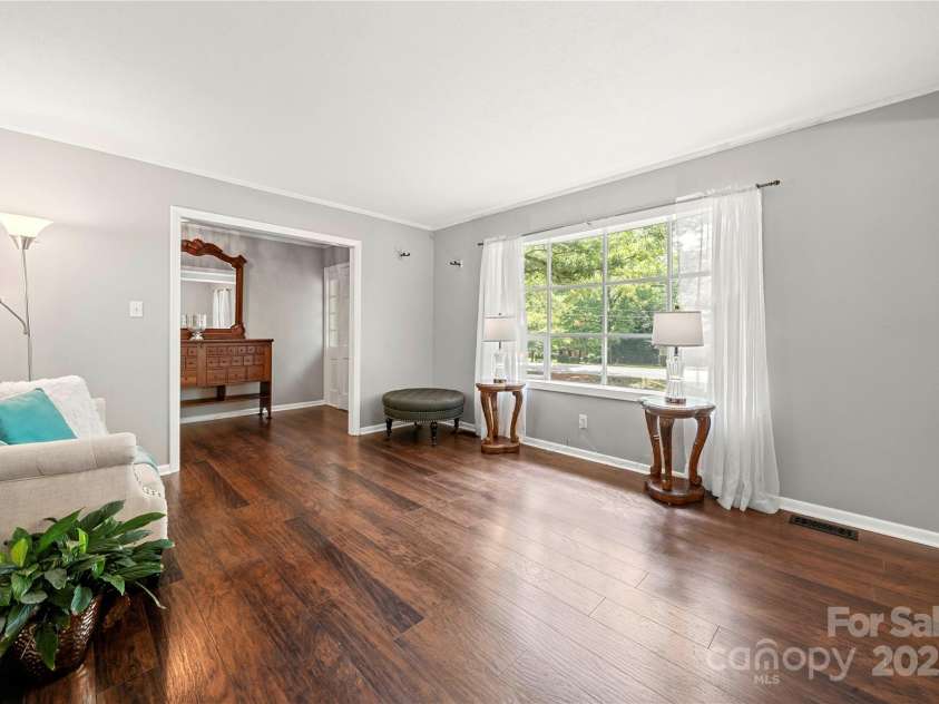 725 Plantation Road, Lancaster, SC 29720.  MLS# CAR4278897, YatesRealty ID 31372. 