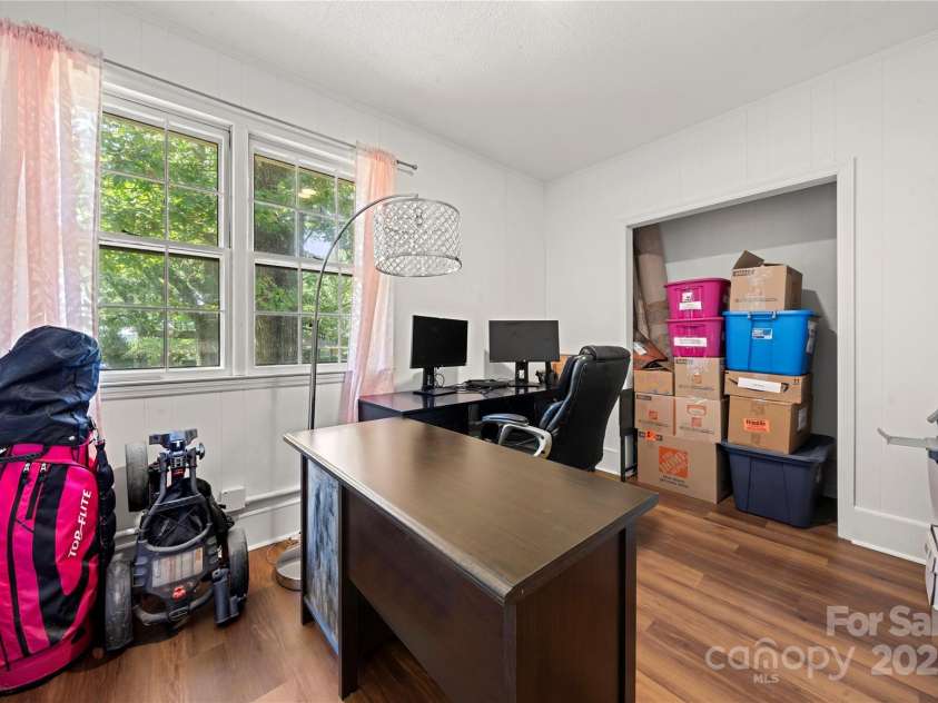 725 Plantation Road, Lancaster, SC 29720.  MLS# CAR4278897, YatesRealty ID 31372. 