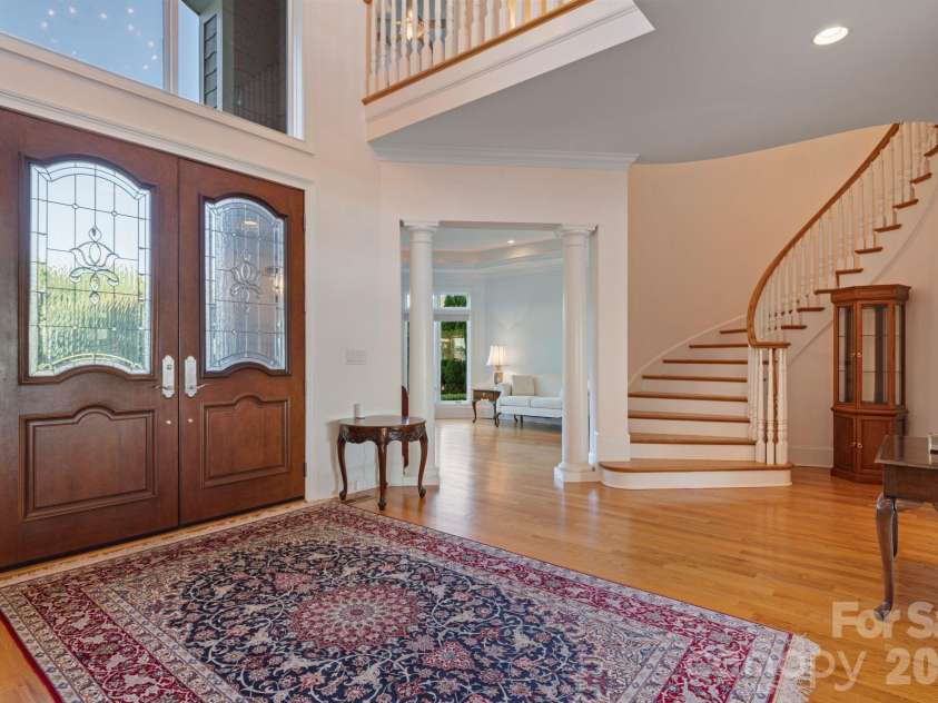 2477 Peninsula Shores Court, Denver, NC 28037.  MLS# CAR4390054, YatesRealty ID 31373. Front entry