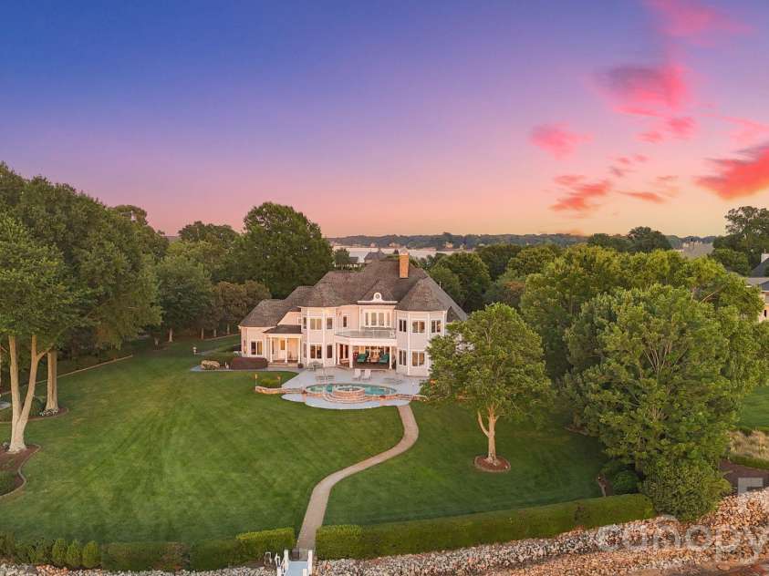 2477 Peninsula Shores Court, Denver, NC 28037.  MLS# CAR4390054, YatesRealty ID 31373. Unrivaled Privacy, Unforgettable Views
