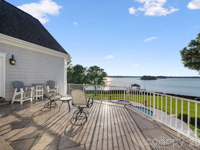 2477 Peninsula Shores Court, Denver, NC 28037.  MLS# CAR4390054, YatesRealty ID 31373. Upper Balcony