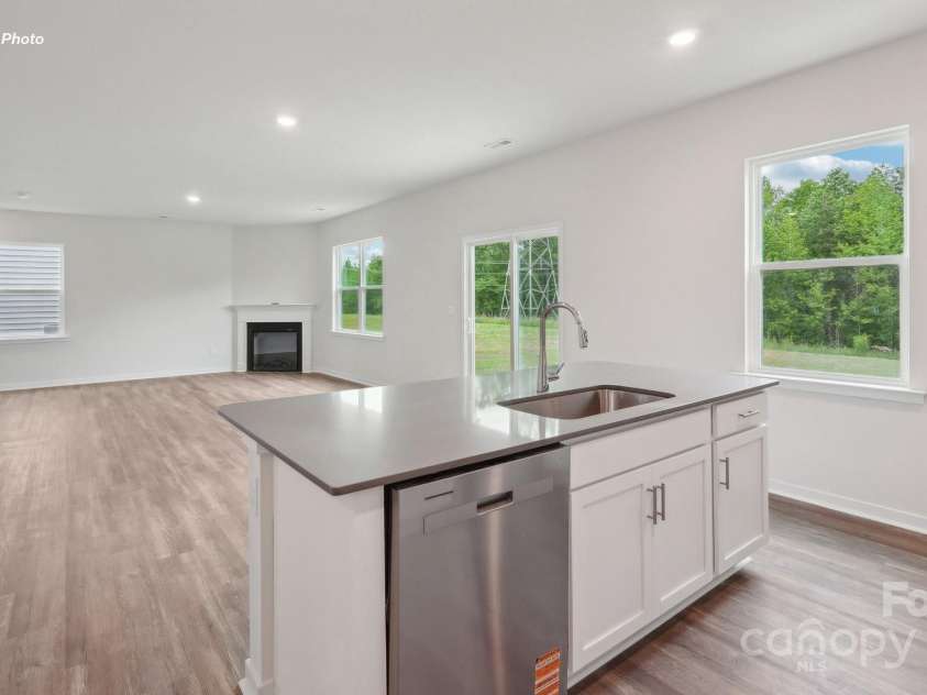 5244 Reedy Ridge Road, Charlotte, NC 28215.  MLS# CAR4269019, YatesRealty ID 31373. 