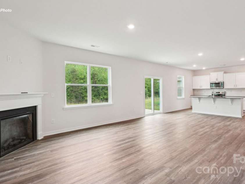 5244 Reedy Ridge Road, Charlotte, NC 28215.  MLS# CAR4269019, YatesRealty ID 31373. 