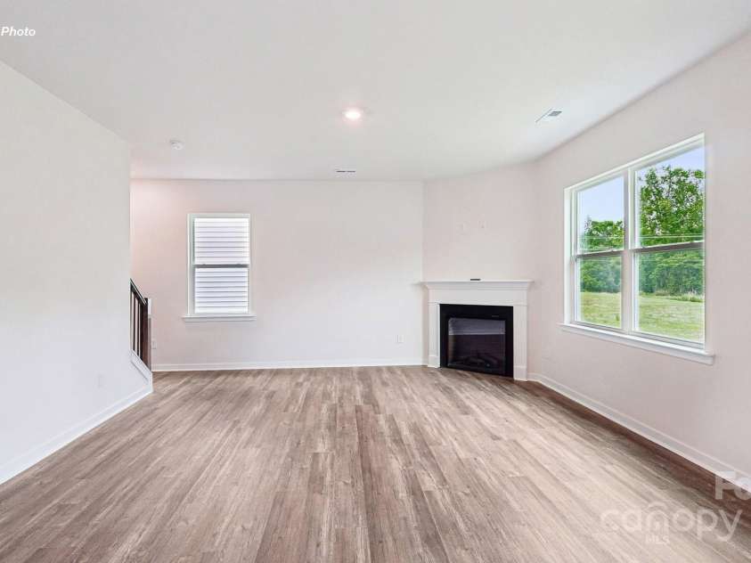 5244 Reedy Ridge Road, Charlotte, NC 28215.  MLS# CAR4269019, YatesRealty ID 31373. 