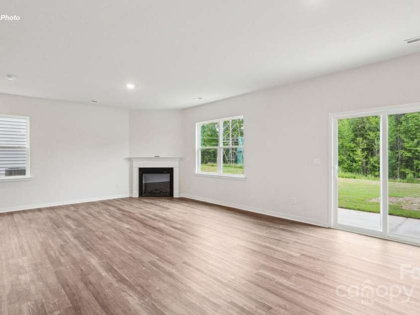 5244 Reedy Ridge Road, Charlotte, NC 28215.  MLS# CAR4269019, YatesRealty ID 31373. 