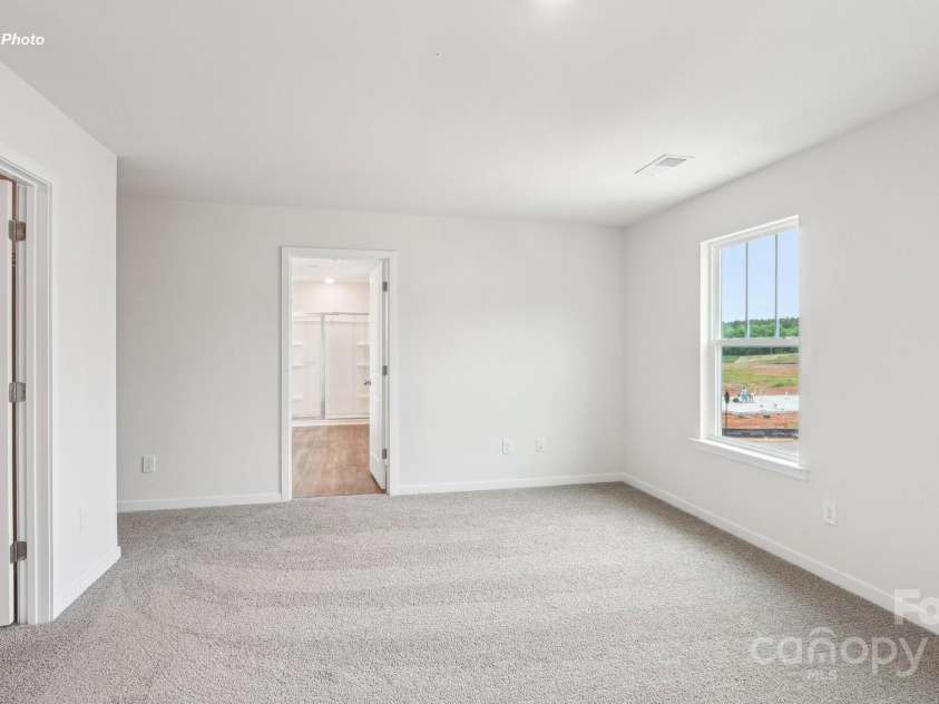 5244 Reedy Ridge Road, Charlotte, NC 28215.  MLS# CAR4269019, YatesRealty ID 31373. 