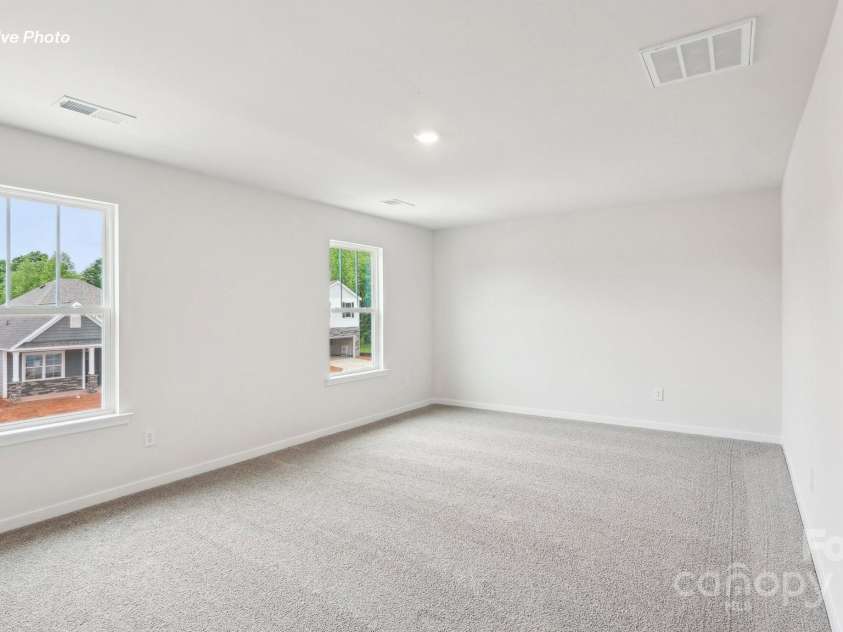 5244 Reedy Ridge Road, Charlotte, NC 28215.  MLS# CAR4269019, YatesRealty ID 31373. 