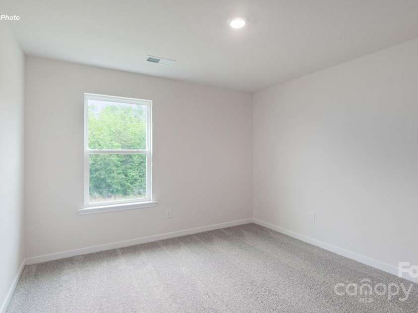5244 Reedy Ridge Road, Charlotte, NC 28215.  MLS# CAR4269019, YatesRealty ID 31373. 