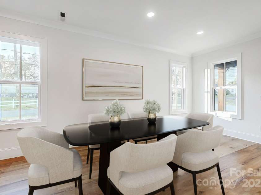 901 Edgemont Avenue, Belmont, NC 28012.  MLS# CAR4204601, YatesRealty ID 31374. Dining area *virtually staged