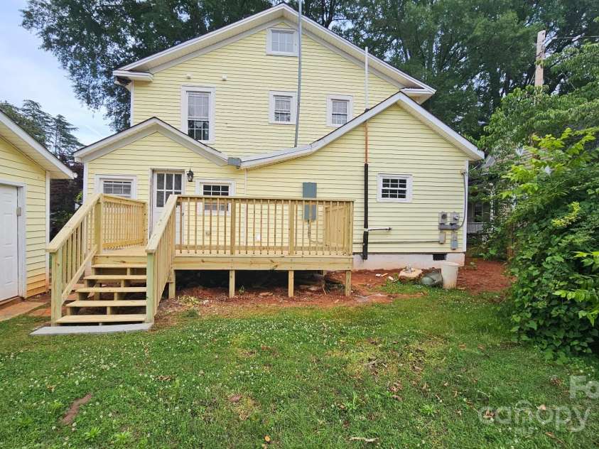 522 Alexander Street, Statesville, NC 28677.  MLS# CAR4279666, YatesRealty ID 31375. New Deck!