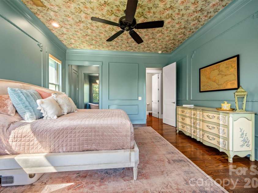 398 Mapleton Lane, Columbus, NC 28722.  MLS# CAR4393897, YatesRealty ID 31376. 