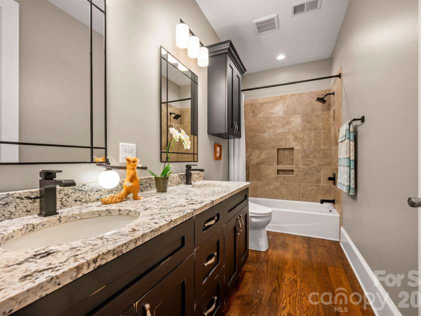 398 Mapleton Lane, Columbus, NC 28722.  MLS# CAR4393897, YatesRealty ID 31376. Full bathroom on main level