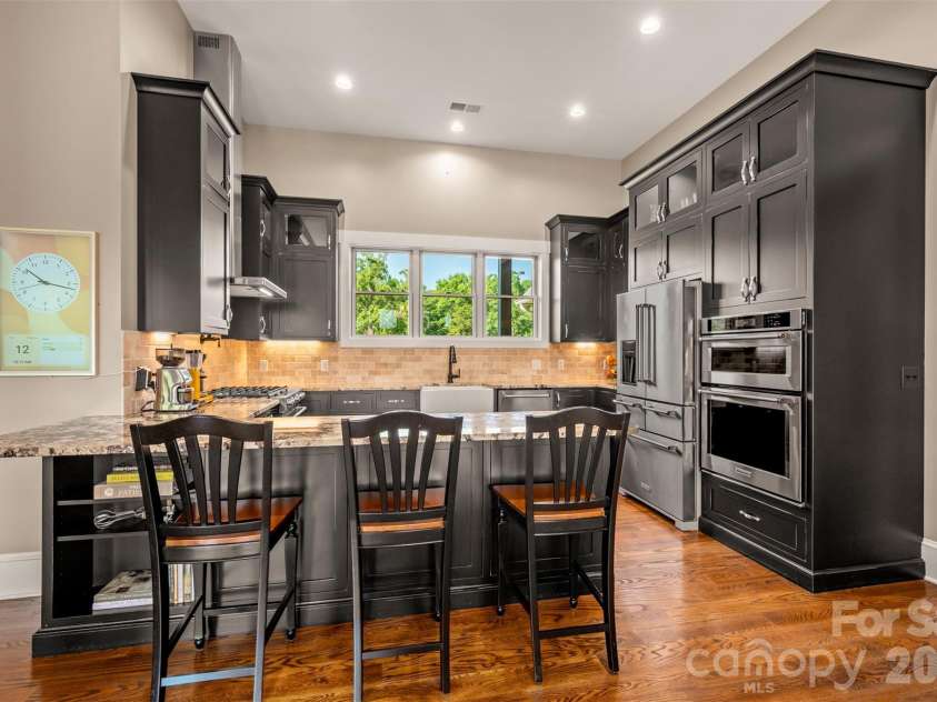 398 Mapleton Lane, Columbus, NC 28722.  MLS# CAR4393897, YatesRealty ID 31376. Large kitchen with walk in pantry and breakfast bar