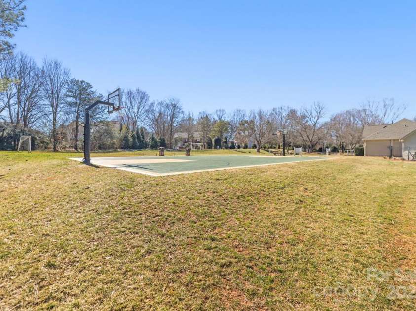 8802 Glenside Street, Huntersville, NC 28078.  MLS# CAR4225833, YatesRealty ID 31376. Neighborhood basketball court.