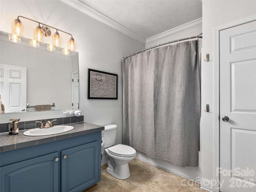 9 Cedar Hill Road, Asheville, NC 28806.  MLS# CAR4393042, YatesRealty ID 31377. 
