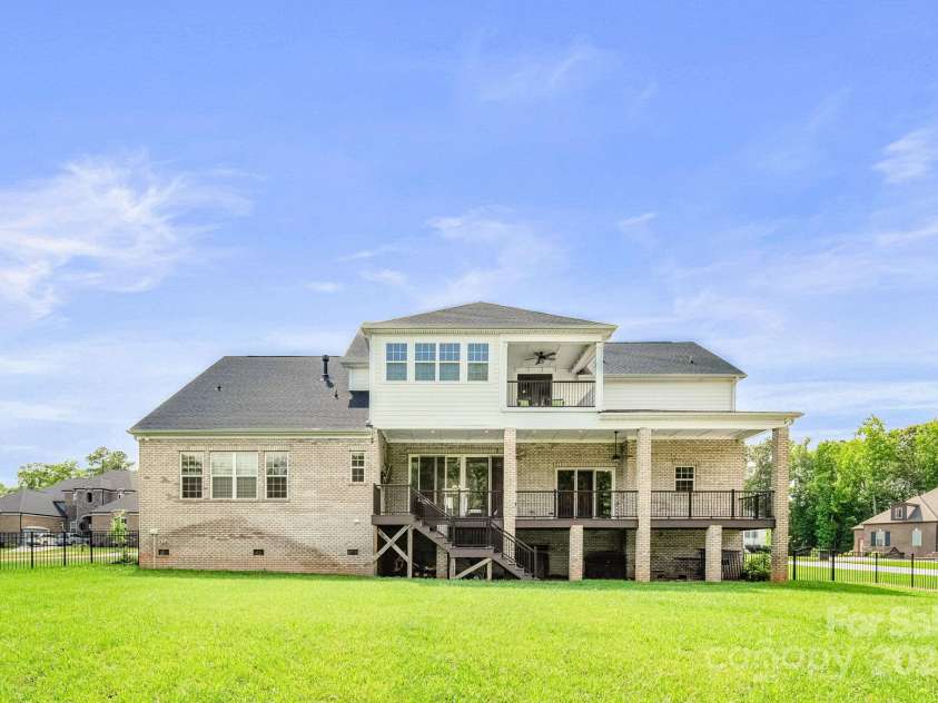 1702 Batson Creek Lane, Weddington, NC 28104.  MLS# CAR4264242, YatesRealty ID 31378. 