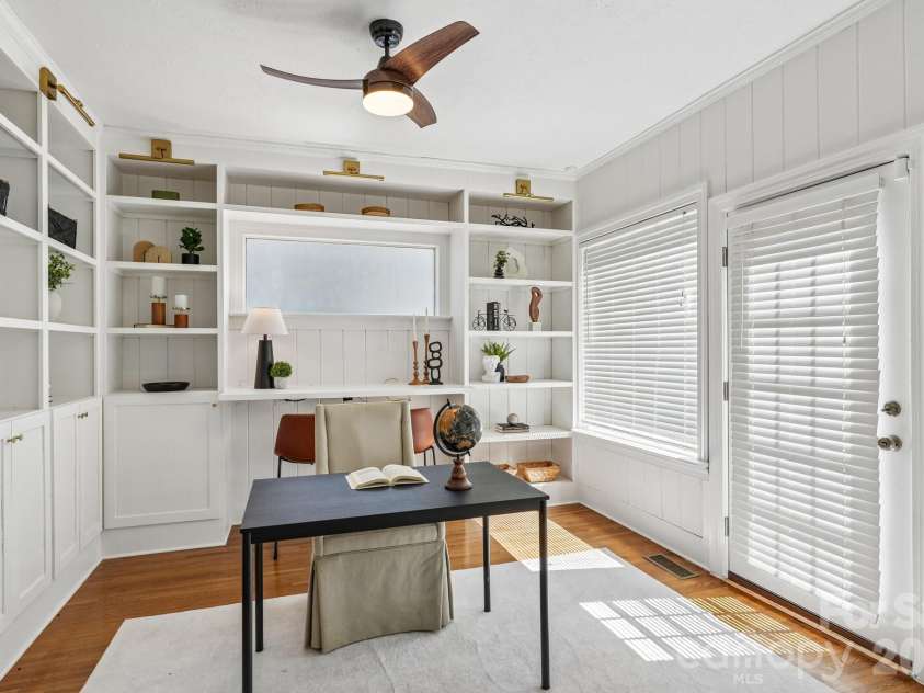355 Union Street, Concord, NC 28025.  MLS# CAR4389819, YatesRealty ID 31379. 