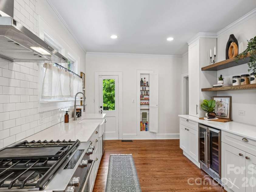 355 Union Street, Concord, NC 28025.  MLS# CAR4389819, YatesRealty ID 31379. 