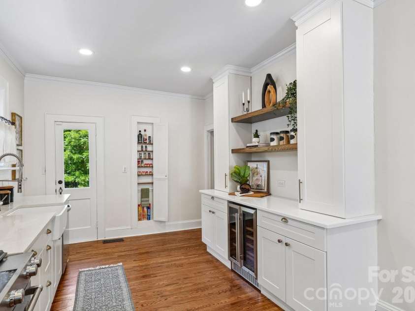 355 Union Street, Concord, NC 28025.  MLS# CAR4389819, YatesRealty ID 31379. 