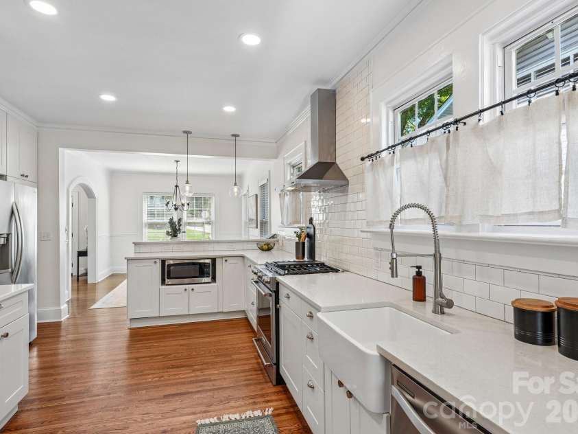 355 Union Street, Concord, NC 28025.  MLS# CAR4389819, YatesRealty ID 31379. 