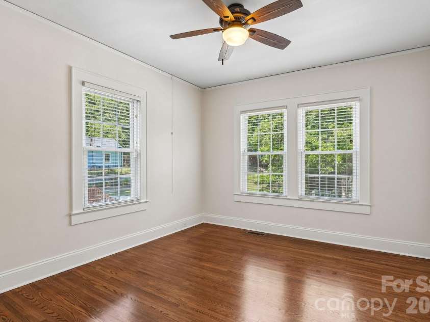 355 Union Street, Concord, NC 28025.  MLS# CAR4389819, YatesRealty ID 31379. 