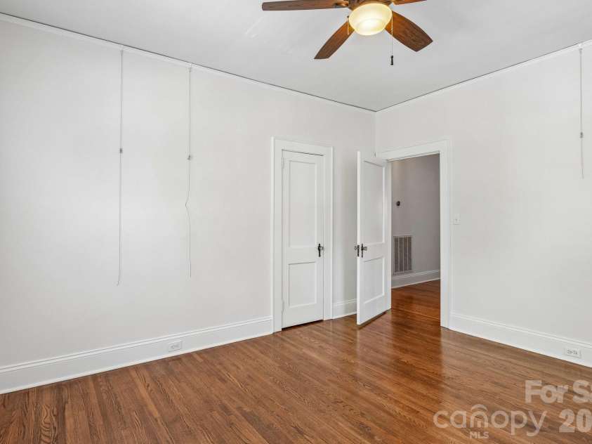 355 Union Street, Concord, NC 28025.  MLS# CAR4389819, YatesRealty ID 31379. 