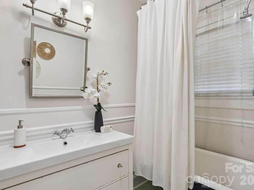 355 Union Street, Concord, NC 28025.  MLS# CAR4389819, YatesRealty ID 31379. 