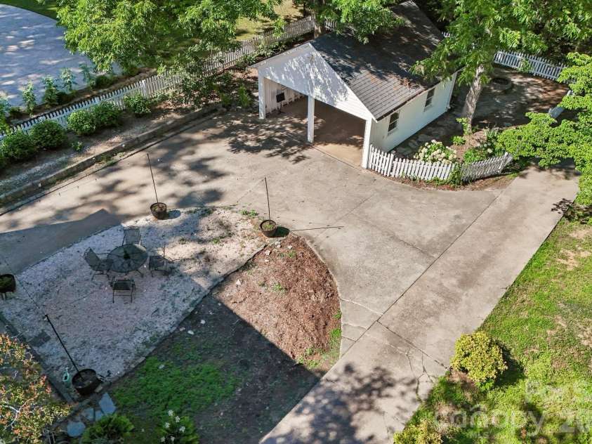 355 Union Street, Concord, NC 28025.  MLS# CAR4389819, YatesRealty ID 31379. 