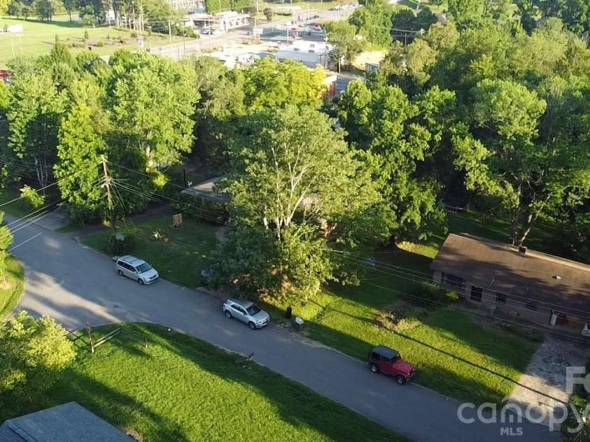 107 Conley Street, Morganton, NC 28655.  MLS# CAR4392726, YatesRealty ID 31380. 