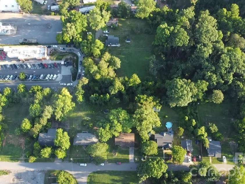107 Conley Street, Morganton, NC 28655.  MLS# CAR4392726, YatesRealty ID 31380. 