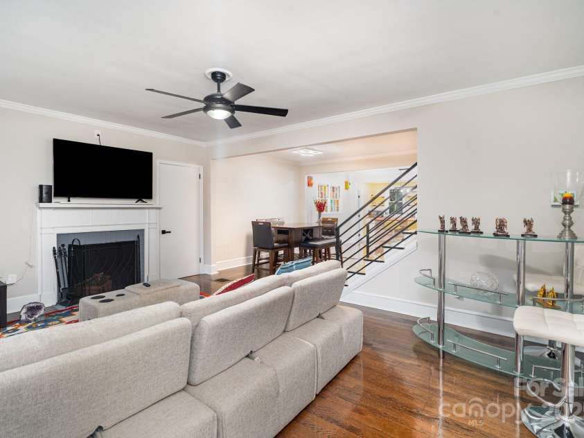 1110 New Hope Road, Gastonia, NC 28054.  MLS# CAR4287099, YatesRealty ID 31383. 