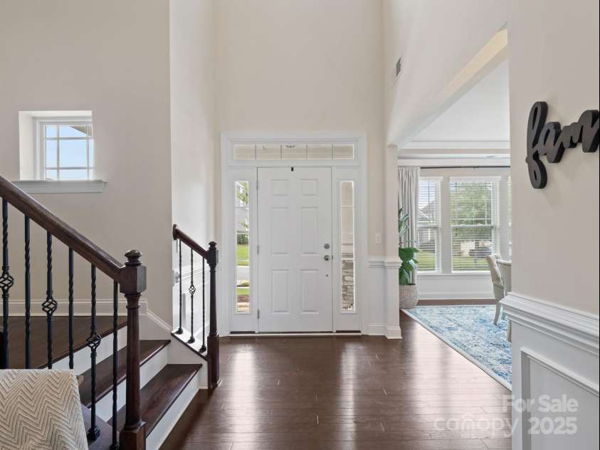 12610 Old Westbury Drive, Cornelius, NC 28031.  MLS# CAR4289586, YatesRealty ID 31384. 