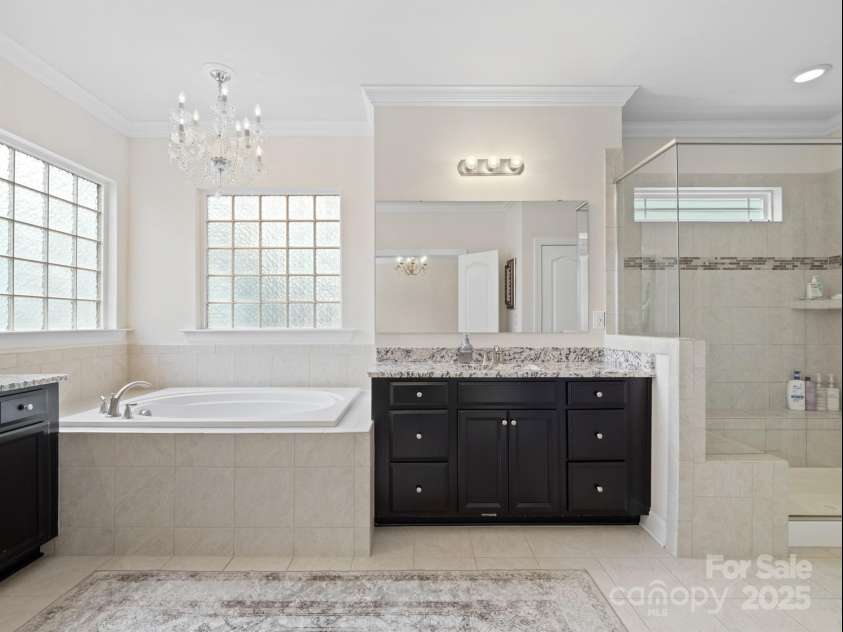 12610 Old Westbury Drive, Cornelius, NC 28031.  MLS# CAR4289586, YatesRealty ID 31384. 