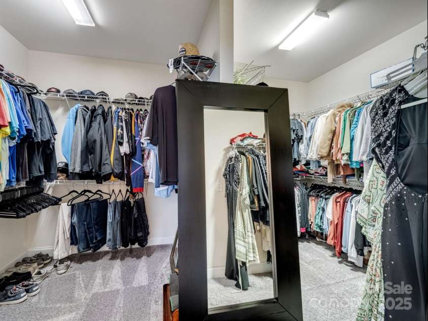 12610 Old Westbury Drive, Cornelius, NC 28031.  MLS# CAR4289586, YatesRealty ID 31384. 