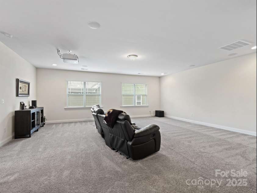 12610 Old Westbury Drive, Cornelius, NC 28031.  MLS# CAR4289586, YatesRealty ID 31384. 